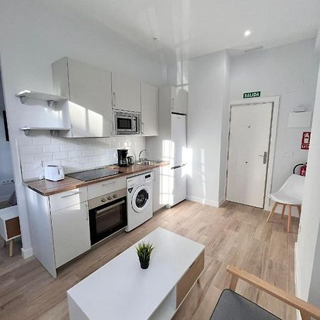 Lofts Ifema Apartment Madrid Bagian luar foto