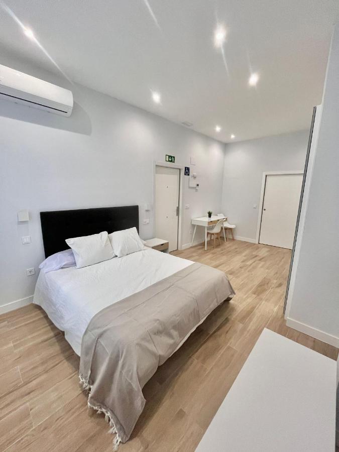 Lofts Ifema Apartment Madrid Bagian luar foto