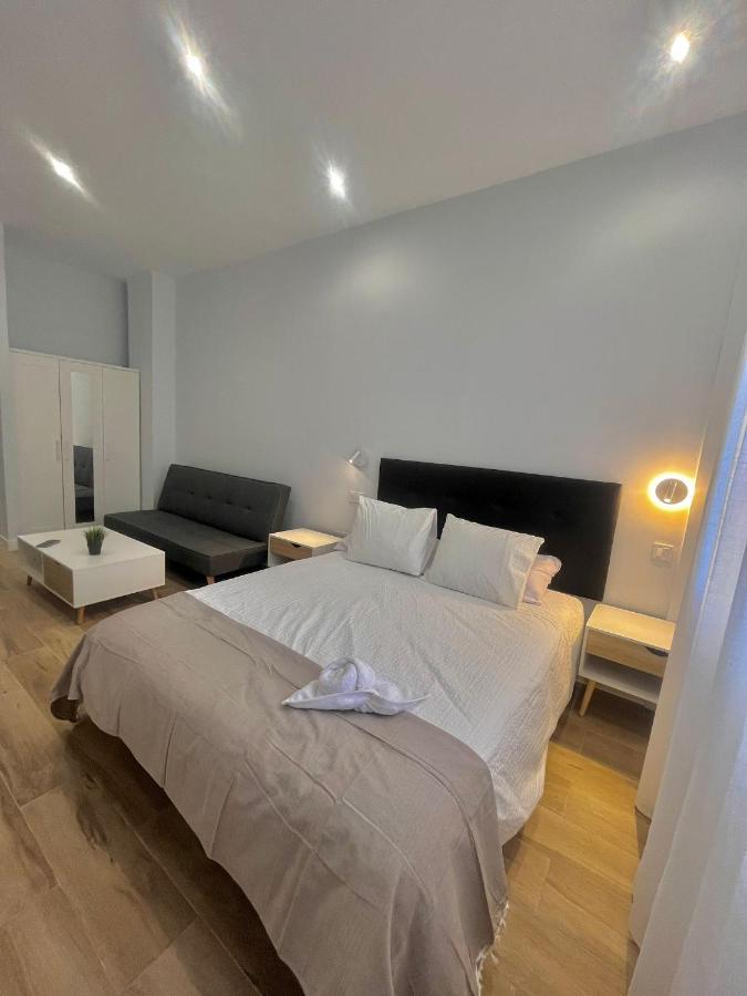 Lofts Ifema Apartment Madrid Bagian luar foto