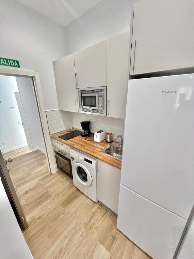 Lofts Ifema Apartment Madrid Bagian luar foto