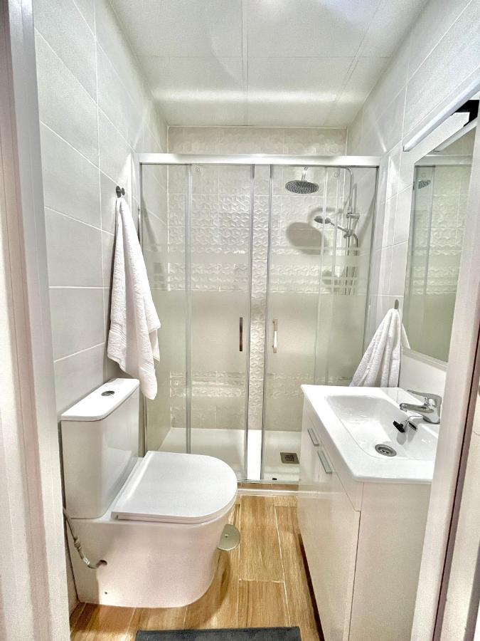 Lofts Ifema Apartment Madrid Bagian luar foto