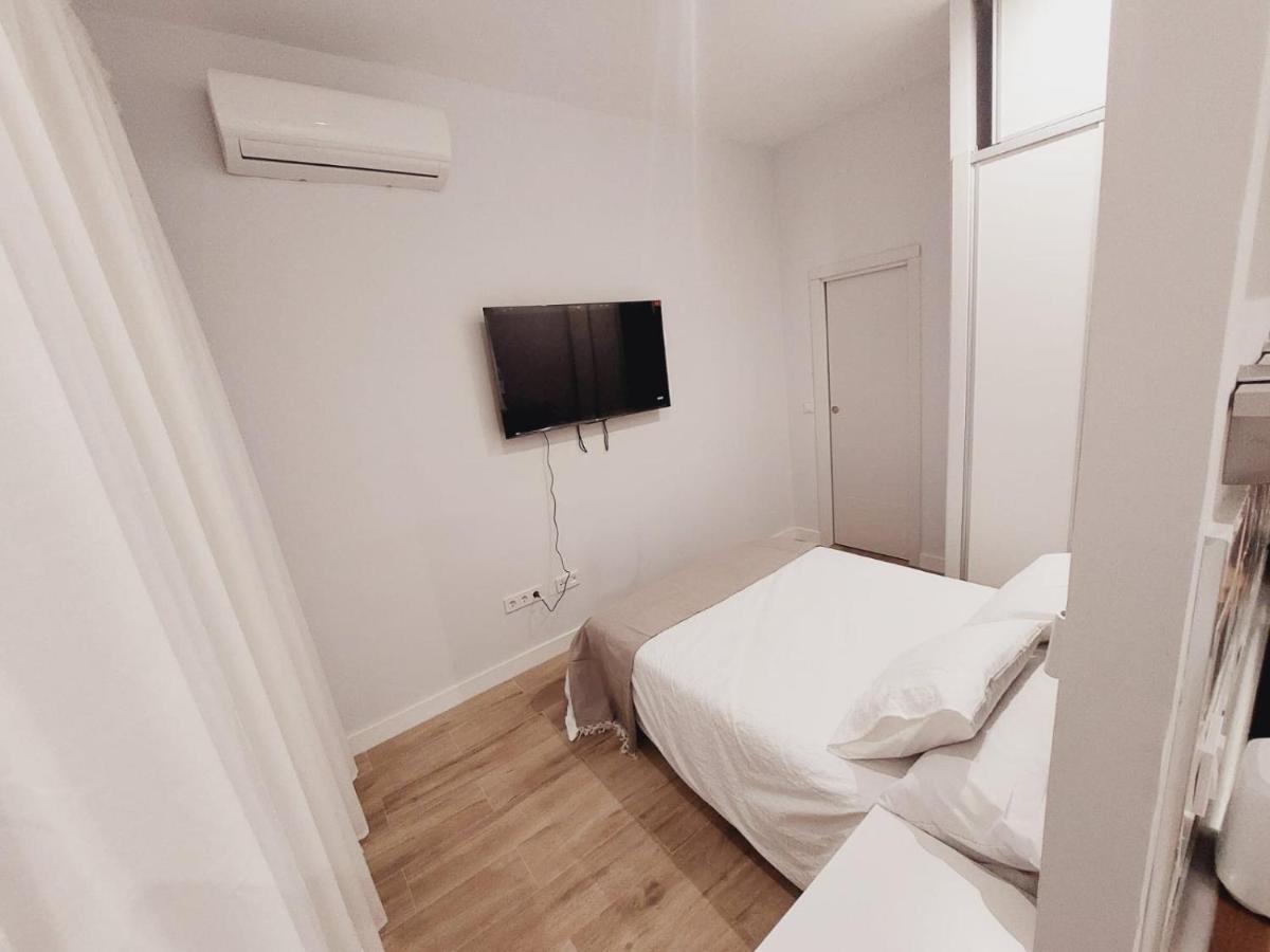 Lofts Ifema Apartment Madrid Bagian luar foto